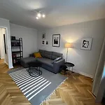 Ohmyhome - Platynowa Апартаменты Варшава