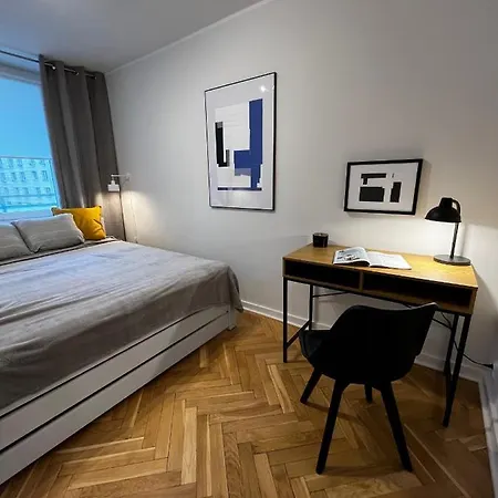 Ohmyhome - Platynowa Apartman