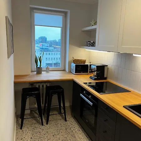 Ohmyhome - Platynowa Varşova