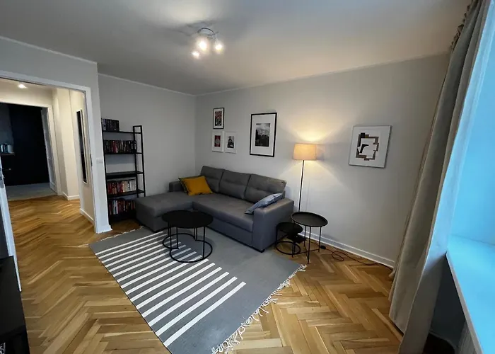 Ohmyhome - Platynowa شقة وارسو