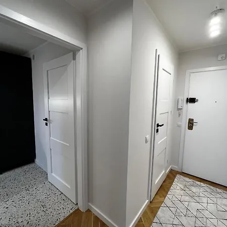 Apartamento Ohmyhome - Platynowa *